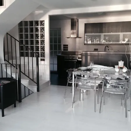 Casas Sobre El Mar En * ヴィーゴ